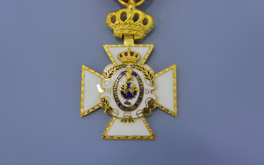 La Academia Internacional de Ciencias otorga a Miguel Angel Baños, director del ICP,  la Cruz del Mérito Académico