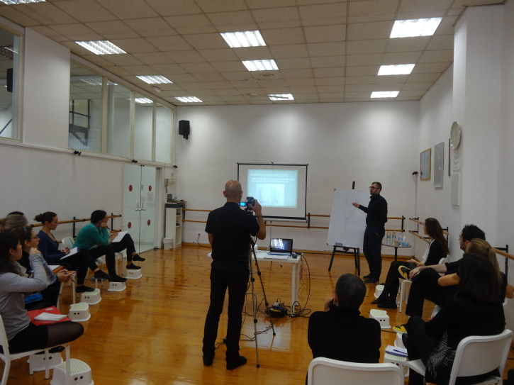 The Institut Català del Peu gives a cpurse about biomechanics in the Pilar Dominguez Institute.