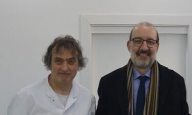 El periodista Antoni Bassas visita el Institut Català del Peu