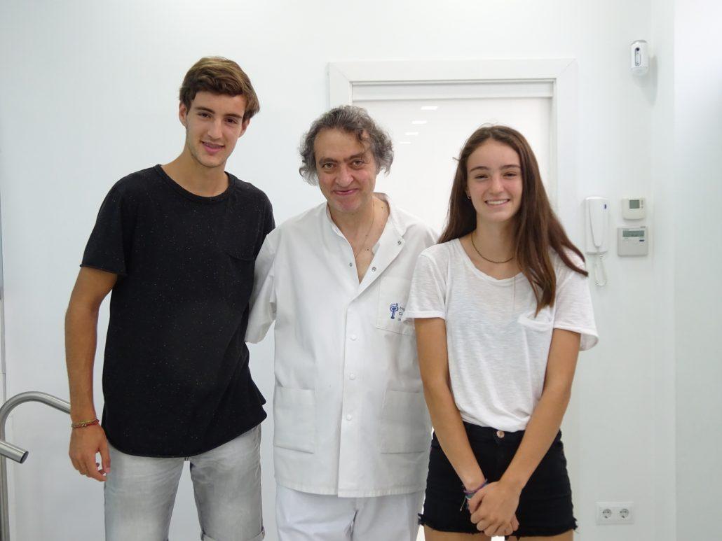 Carlos i Eva Seriñana, les joves promeses del rem olímpic, visiten l'Institut Català del Peu