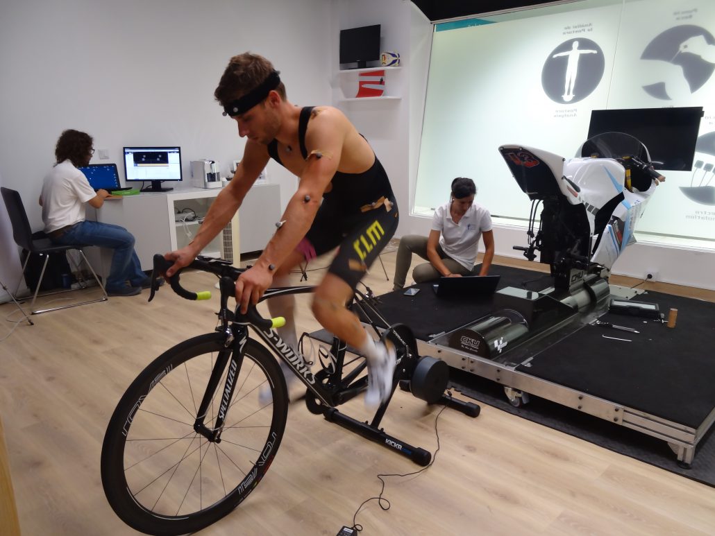 THE INSTITUT CATALÀ DEL PEU CONDUCTS A BIOMECHANICAL ANALYSIS TO THE RIDER JULES CLUZEL.