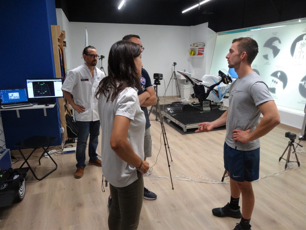 THE INSTITUT CATALÀ DEL PEU CONDUCTS A BIOMECHANICAL ANALYSIS TO THE RIDER JOHN MCPHEE.