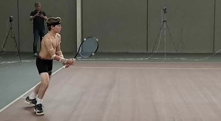 THE INSTITUT CATALÀ DEL PEU, OFFICIAL BIOMECHANICAL DEPARTMENT OF THE CATALAN TENNIS FEDERATION, CONDUCTS A BIOMECHANICAL ANALYSIS TO THE TENNIS PLAYER ROGER PASCUAL.