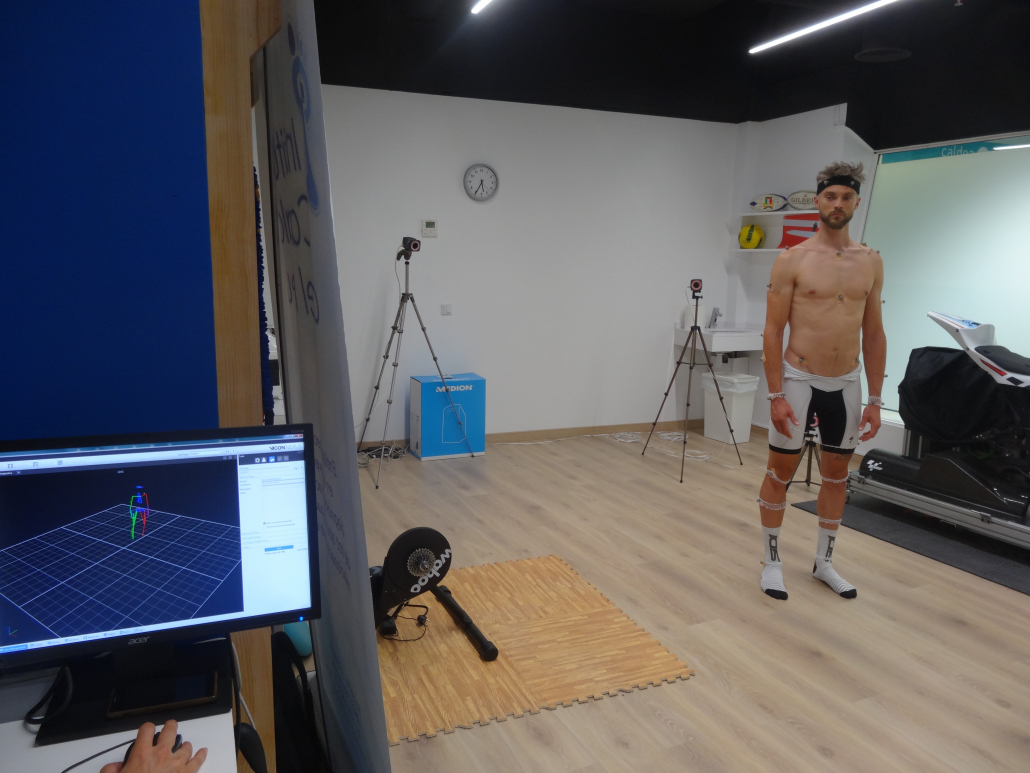 THE INSTITUT CATALÀ DEL PEU CONDUCTS A BIOMECHANICAL ANALYSIS TO THE BICYCLE RIDER LEON CAMIER.