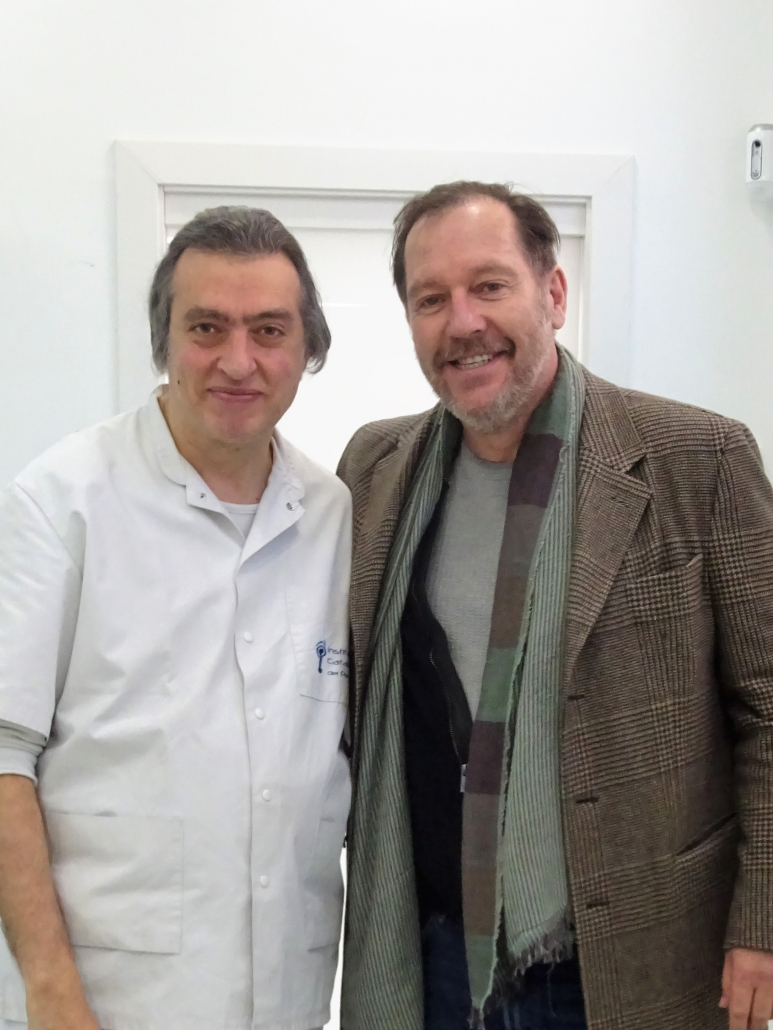 L'actor Frank Feys visita l'Institut Català del peu