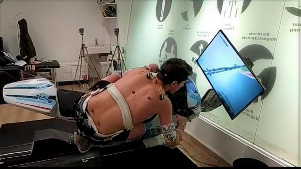 THE INSTITUT CATALÀ DEL PEU CONDUCTS A BIOMECHANICAL ANALYSIS TO THE MOTORCYCLING RIDER XAVI CARDELÚS.