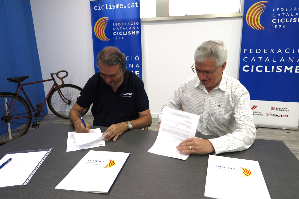 El institut Catalá del Peu firma un acuerdo de colaboración con la Federación Catalana de Ciclismo.