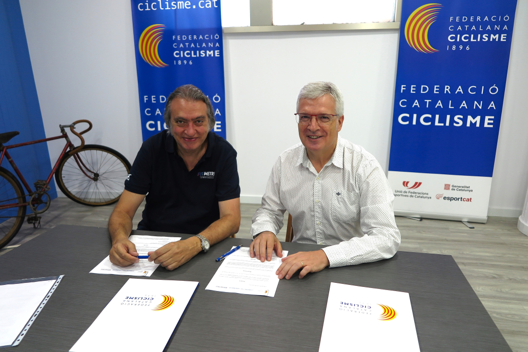 El institut Catalá del Peu firma un acuerdo de colaboración con la Federación Catalana de Ciclismo.