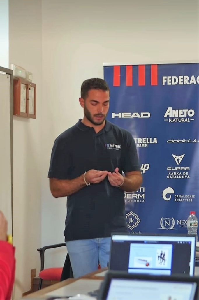 THE INSTITUT CATALÀ DEL PEU CARRIES OUT A PADDLE TENNIS BIOMECHANICS COURSE IN THE CATALAN PADDLE TENNIS FEDERATION. THE INSTITUT CATALÀ DEL PEU CARRIES OUT A PADDLE TENNIS BIOMECHANICS COURSE IN THE CATALAN PADDLE TENNIS FEDERATION.