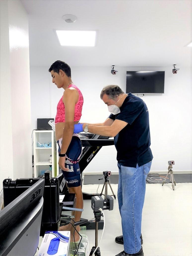 BIOMECHANICS OF THE CYCLIST: THE SIGNIFICANCE OF THE PODIATRY EXAMINATION THROUGH THE BIKE-FIT TECHNIQUE.