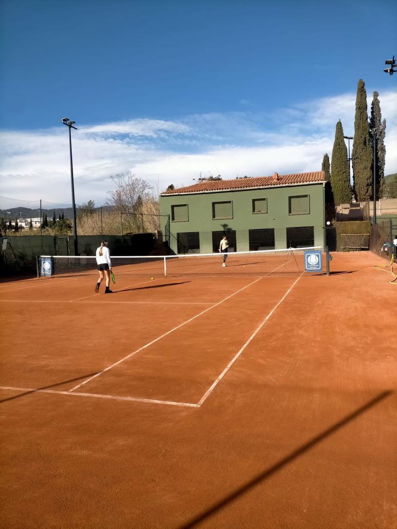 L'Institut Català del Peu inicia els test de les beques de la Federació Catalana de Tennis.